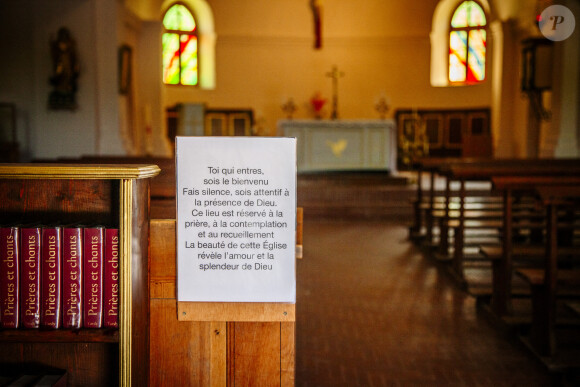 L'église dans le village du Haut-Vernet où a été vu pour la dernière fois le petit Emile © Thibaut Durand/ABACAPRESS.COM