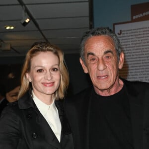 Thierry Ardisson et sa femme Audrey Crespo-Mara - Vernissage de l'exposition Jean Gabin à l'Espace Landowski / Musée des Années 30 à Boulogne-Billancourt le 8 mars 2022. © Coadic Guirev/Bestimage