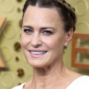 La comédienne a finalement demandé le divorce en septembre 2022
Robin Wright - Les célébrités assistent à la cérémonie des Emmy Awards à Los Angeles, le 22 septembre 2019. 