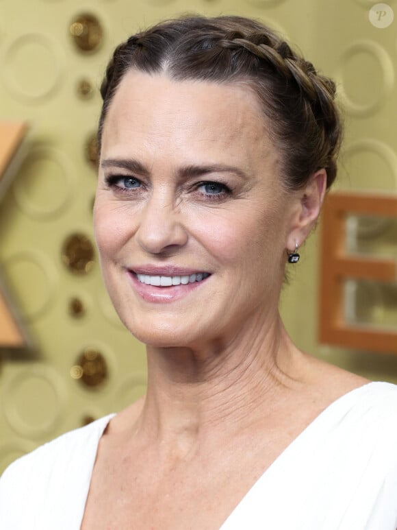 La comédienne a finalement demandé le divorce en septembre 2022
Robin Wright - Les célébrités assistent à la cérémonie des Emmy Awards à Los Angeles, le 22 septembre 2019. 