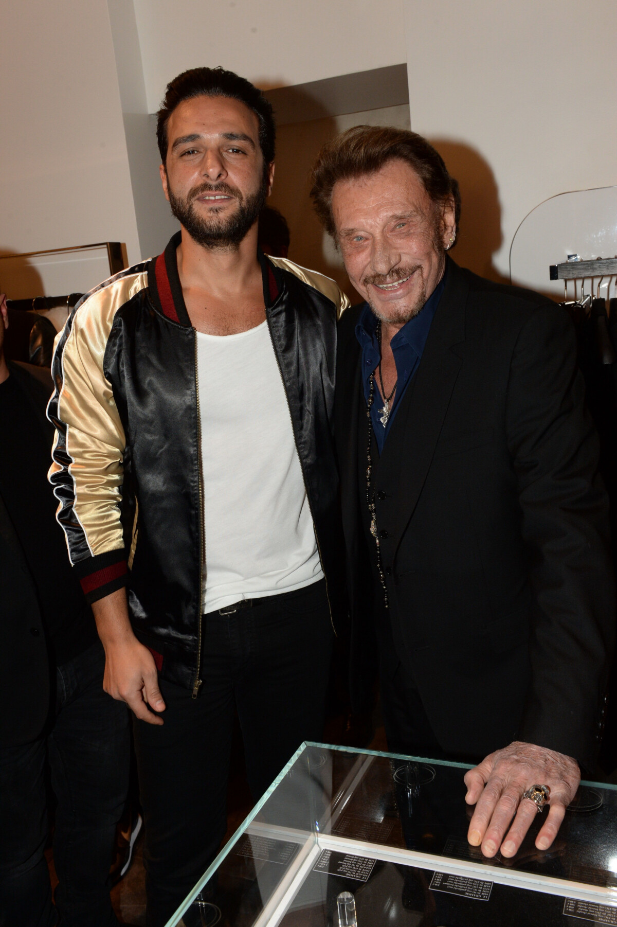 Photo Exclusif Yodelice Maxim Nucci Et Johnny Hallyday Le Joaillier Aaron Jah Stone Et L