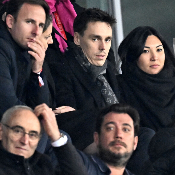 Louis et Marie Ducruet durant la match de football de phase de groupes de l'Euro 2024, France contre Gibraltar, à l'Allianz Riviera à Nice, le 18 novembre 2023. Déjà qualifiée pour l'Euro-2024, la France a battu Gibraltar 14 à 0. C'est la plus large victoire de l'histoire des Bleus. Ils se sont imposés grâce notamment à un triplé de Kylian Mbappé et des doublés de Kingsley Coman et Olivier Giroud. Warren Zaïre-Emery, qui a fait ses grands débuts en Bleu à 17 ans, 8 mois et 10 jours, le plus jeune joueur à revêtir le maillot bleu depuis 1911, a été l'auteur du 3eme but. Le milieu de terrain n'a profité qu'un quart d'heure de sa première sélection en équipe de France, à 17 ans, ayant été contraint de sortir prématurément, blessé à la cheville juste après avoir marqué son premier but avec les Bleus. © Bruno Bebert / Bestimage 