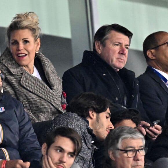 Charles Ange Ginésy, le président du Conseil Départemental des Alpes-Maritimes, Laura Tenoudji Estrosi, son mari, Christian Estrosi, le maire de Nice, et Philippe Diallo, le président de la Fédération Française de Football, durant le match de football de phase de groupes de l'Euro 2024, France contre Gibraltar, à l'Allianz Riviera à Nice, le 18 novembre 2023. Déjà qualifiée pour l'Euro-2024, la France a battu Gibraltar 14 à 0. C'est la plus large victoire de l'histoire des Bleus. Ils se sont imposés grâce notamment à un triplé de Kylian Mbappé et des doublés de Kingsley Coman et Olivier Giroud. Warren Zaïre-Emery, qui a fait ses grands débuts en Bleu à 17 ans, 8 mois et 10 jours, le plus jeune joueur à revêtir le maillot bleu depuis 1911, a été l'auteur du 3eme but. Le milieu de terrain n'a profité qu'un quart d'heure de sa première sélection en équipe de France, à 17 ans, ayant été contraint de sortir prématurément, blessé à la cheville juste après avoir marqué son premier but avec les Bleus. © Bruno Bebert / Bestimage 