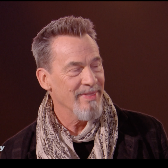 Florent Pagny surprend Axel, sur le titre "Les murs porteurs", lors du prime de la Star Academy. TF1. Le 25 novembre 2023.