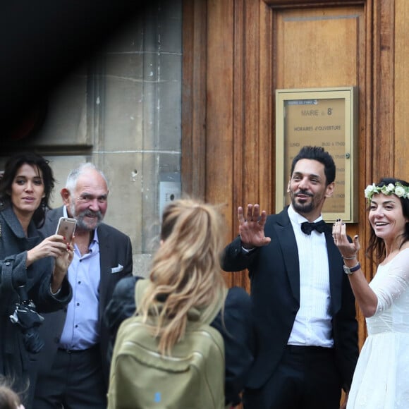 Exclusif - Laurie Cholewa - Mariage de Sandra Zeitoun de Matteis et Tomer Sisley à la Mairie du 8ème arrondissement de Paris, en présence de leurs enfants respectifs, Levin, Liv et Dino, de leurs familles et de leurs amis. Le 25 novembre 2017