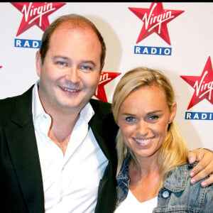 SÉBASTIEN CAUET & CÉCILE DE MÉNIBUS (QUI FETE SON ANNIVERSAIRE AUJOURD'HUI) - CONFÉRENCE DE RENTRÉE DE VIRGIN 17 & VIRGIN RADIO AU MINI PALAIS . 