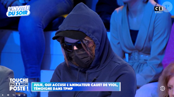 Rappelons que Julie a déjà deposé une plainte contre lui pour viols le 18 novembre.
Julie, plaignante dans l'affaire Cauet, témoigne dans "TPMP".