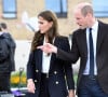 "Elle est arrivée à un stade où elle a dû se mettre en retrait."
Le prince William, prince de Galles, et Catherine (Kate) Middleton, princesse de Galles, lors d'une visite au lycée Fitzalan de Cardiff, le 3 octobre 2023.