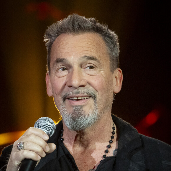 Exclusif - Florent Pagny lors de l'enregistrement de l'émission "L'anniversaire secret" à Paris. Le 7 novembre 2023. © Cyril Moreau / Bestimage