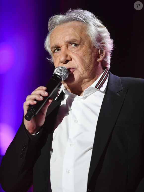 Exclusif - Michel Sardou - Enregistrement de l'émission "Bon Anniversaire Laurent Gerra" au Pavillon Baltard à Nogent-sur-Marne le 13 novembre 2017. L'émission sera diffusée sur France 2 le 29 décembre le jour J du 50ème anniversaire de L. Gerra. © Pierre Perusseau/Bestimage 