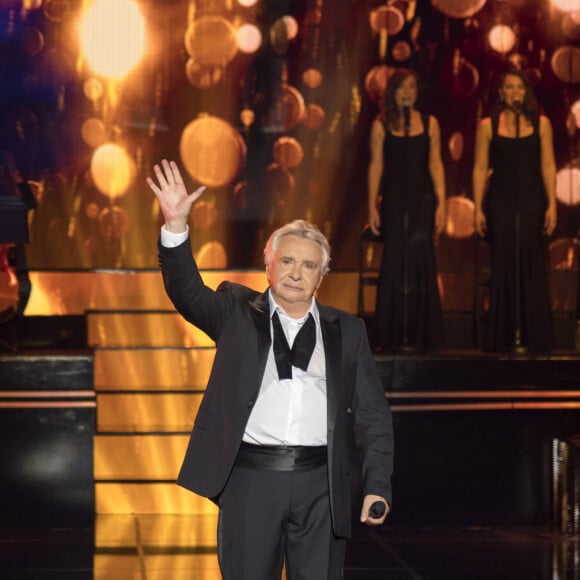 Exclusif - Michel Sardou - Enregistrement de l'émission "Dernier Show" de Michel Sardou, qui sera diffusée le 21 octobre en prime time sur France 2, au Palais des Sports à Paris. Le 12 septembre 2017. © Pierre Perusseau / Bestimage 