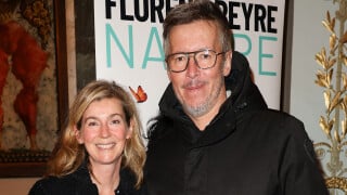 PHOTOS Jean-Luc Lemoine en couple depuis plus de 20 ans : rare sortie avec sa belle et discrète femme Adeline