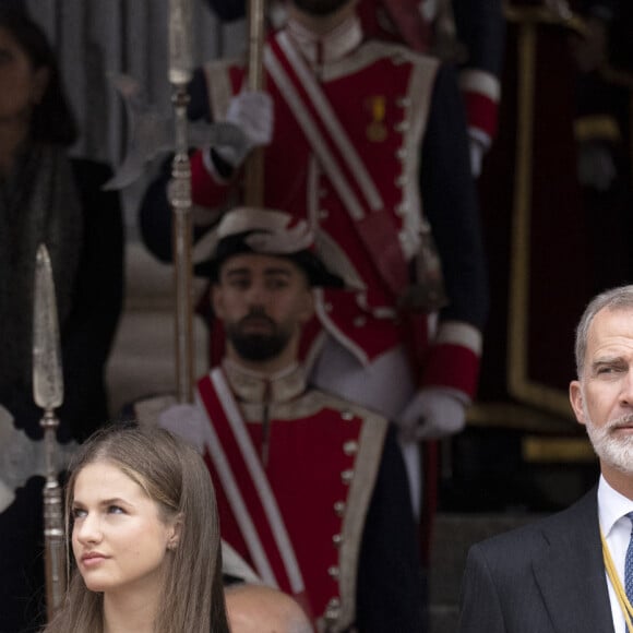 Le roi Felipe VI et la reine Letizia d'Espagne, la princesse Leonor assistent à la séance solennelle d'ouverture des Cortes Generales à Madrid 