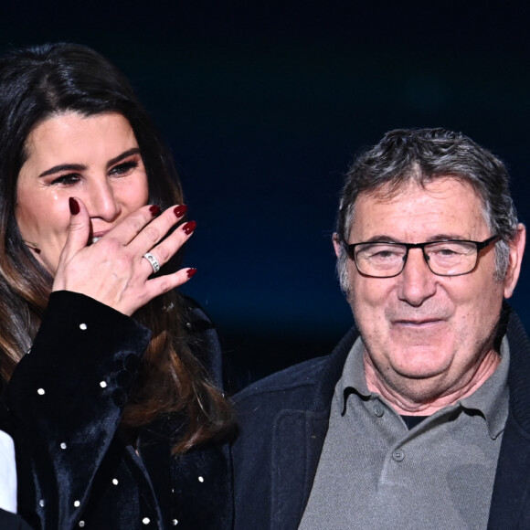 Exclusif - Karine Ferri et ses parents Helena et Claude - Surprises - Enregistrement de l'émission "La chanson secrète", présentée par N.Aliagas et diffusée le 29 décembre sur TF1 © Guillaume Gaffiot-Cyril Moreau / Bestimage 