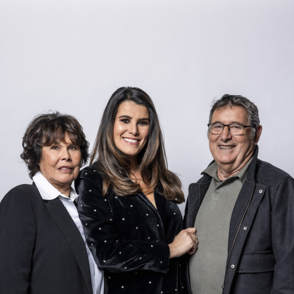 Exclusif - Karine Ferri et ses parents Helena et Claude - Studio - Enregistrement de l'émission "La chanson secrète", présentée par N.Aliagas et diffusée le 29 décembre sur TF1 © Guillaume Gaffiot-Cyril Moreau / Bestimage 