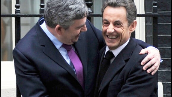 Nicolas Sarkozy s'exprime sur les fameuses rumeurs sur sa vie privée et s'éclate... avec un British !