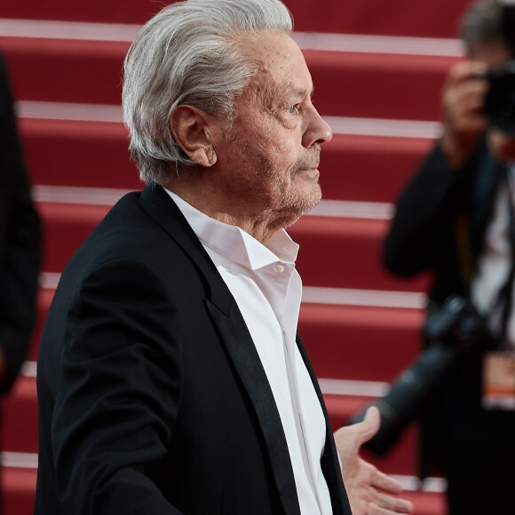 Alain Delon lors de première du film "Une Vie Cachée Life" lors du 72ème Festival International du Film de Cannes, France, le 19 mai 2019.