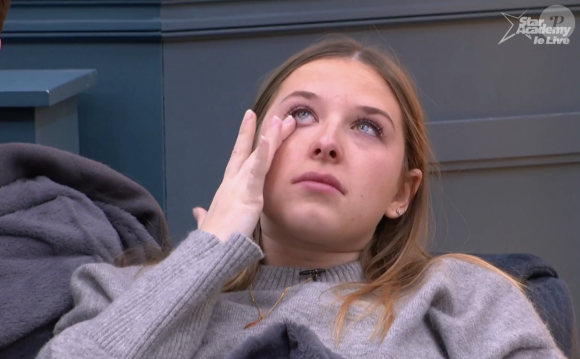 Coup de mou pour Héléna.
Héléna (Star Academy) fond en larmes après ses nouvelles évaluations. TF1