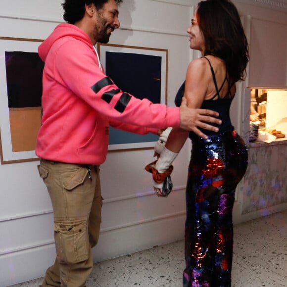 Exclusif - Tomer Sisley et sa femme Sandra Sisley - Soirée "Patins" à l'hôtel Kimpton St-Honoré à Paris, France, le 11 janvier 2024.