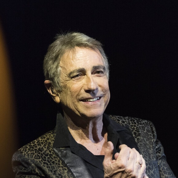 Exclusif - Alain Chamfort en concert à la Salle Pleyel à Paris. Le 29 avril 2017. © Pierre Perusseau / Bestimage 