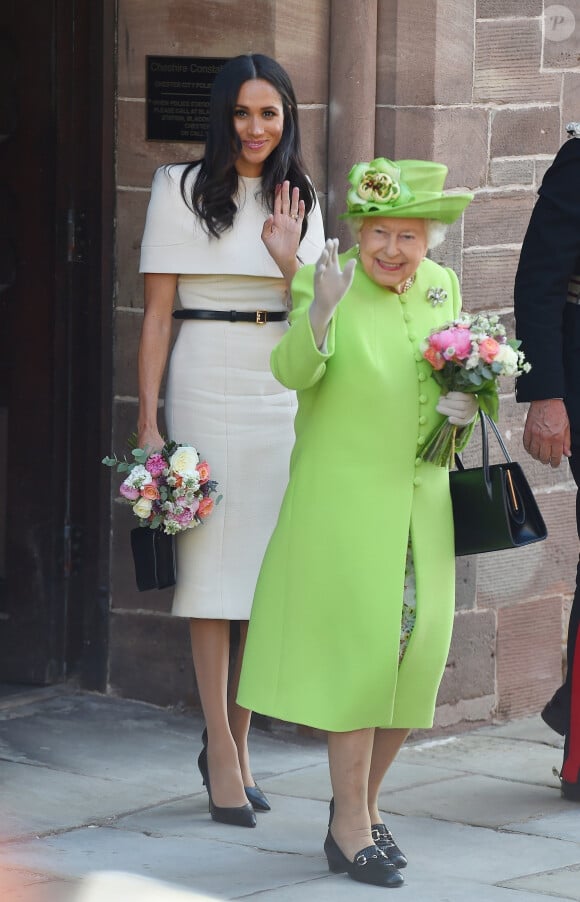 Meghan Markle, duchesse de Sussex, effectue son premier déplacement officiel avec la reine Elisabeth II d'Angleterre, lors de leur visite à Chester. Le 14 juin 2018.