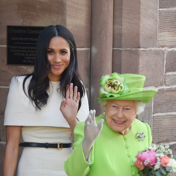 Meghan Markle, duchesse de Sussex, effectue son premier déplacement officiel avec la reine Elisabeth II d'Angleterre, lors de leur visite à Chester. Le 14 juin 2018.