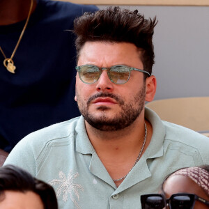 Mais bel et bien présent pour le Festival de l'Alpe d'Huez.
Kev Adams en tribunes lors des Internationaux de France de tennis de Roland Garros 2023, à Paris, France, le 9 juin 2023. © Jacovides-Moreau/Bestimage