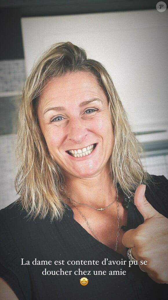 Sur Instagram, Marie-Alix Jeanson se réjouit d'avoir pris une douche.
Marie-Alix Jeanson (Familles nombreuses, la vie en XXL) partage l'étendue des dégâts après le cyclone Belal à la Réunion.