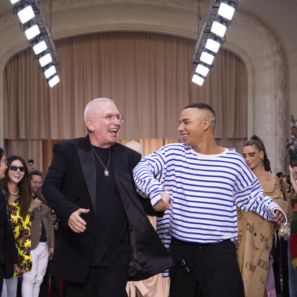 Les stylistes Jean-Paul Gaultier et Olivier Rousteing - Défilé de mode Haute-Couture automne-hiver 2022-2023 "Jean Paul Gaultier x Olivier Rousteing" à Paris. Le 6 juillet 2022.