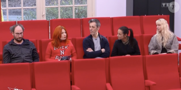 Si la séquence a bouleversé les fans du programme, qu'en est-il pour les professeurs ?
Pierre de Brauer, Adeline Toniutti, Michaël Goldman, Malika Benjelloun et Cecile Chaduteau pendant l'audition d'Héléna dans la "Star Academy", TF1