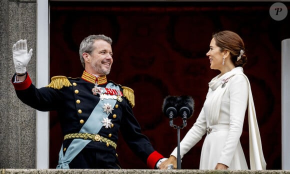 Un souvenir ressurgit alors que l'aîné, Frederik vient d'être intronisé roi du Danemark
Le roi Frederik X de Danemark, la reine Mary de Danemark - Intronisation du roi Frederik X au palais Christiansborg à Copenhague, Danemark. Le 14 janvier 2024
