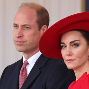 Ainsi qu'un autre en Lettonie, pas officiellement annoncé.
Le prince William, prince de Galles, et Catherine (Kate) Middleton, princesse de Galles, - Cérémonie de bienvenue du président de la Corée du Sud à Horse Guards Parade à Londres, le 21 novembre 2023. 