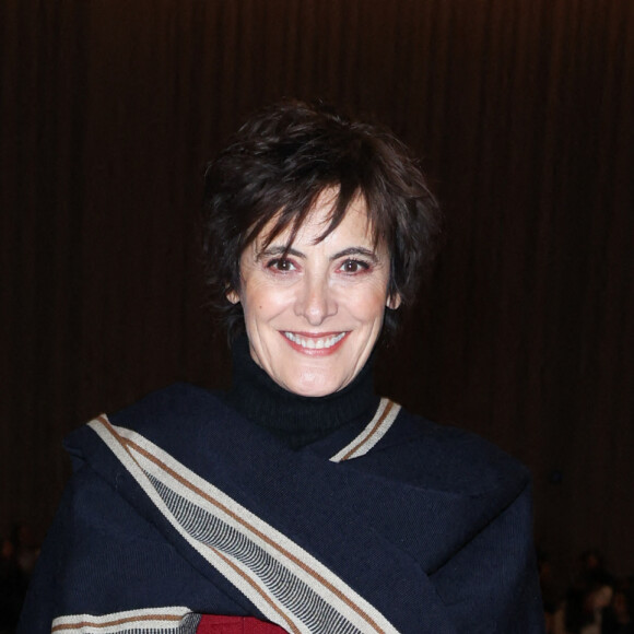 Inès de la Fressange - Ddéfilé de mode Haute-Couture "Chanel" au Grand Palais Ephémère lors de la fashion week de Paris. Le 23 janvier 2024 © Jerome Domine/ABACAPRESS.COM