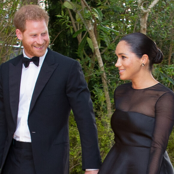 Le prince Harry, duc de Sussex, et Meghan Markle, duchesse de Sussex, à la première du film "Le Roi Lion" au cinéma Odeon Luxe Leicester Square à Londres