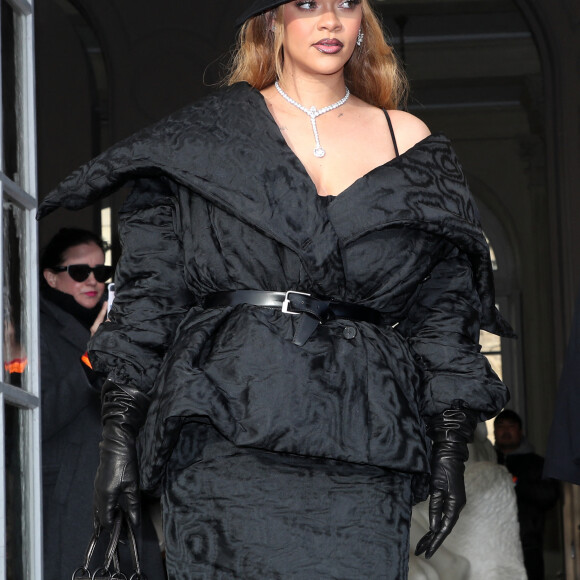 Rihanna - Défilé de Mode Christian Dior, Collection Haute Couture Printemps/Été 2024 - Front Row, dans le cadre de la Fashion Week de Paris, France, le 22 Janvier 2024. © Bertrand Rindoff / Olivier Borde / Bestimage