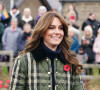 Kate Middleton est sorti de l'hôpital !
Le prince William, prince de Galles, et Catherine (Kate) Middleton, princesse de Galles, visitent Outfit Moray, une organisation caritative primée à Moray (Ecosse)