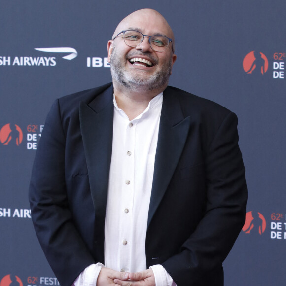 A tel point qu'il compte "se marier" avec elle.
Yoann Riou sur le tapis rouge du photocall de la cérémonie d'ouverture du 62ème Festival de Télévision de Monte-Carlo, à Monaco, le 16 juin 2023. © Denis Guignebourg/BestImage 