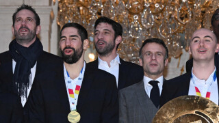 PHOTOS Emmanuel Macron reçoit les handballeurs à l'Elysée : Amélie Oudéa-Castéra présente pour accueillir les champions