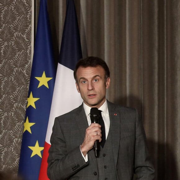 "J'ai une confiance immense parce que vous détestez perdre", a lancé le président
 
Le président français, Emmanuel Macron recoit l'équipe de France masculine de handball championne d'Europe, au palais de l'Elysée, Paris, France, le 29 janvier 2024 © Stéphane Lemouton/Bestimage