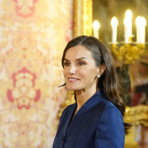 La reine Letizia d'Espagne lors de la réception annuelle avec les ambassadeurs au palais royal à Madrid. Le 31 janvier 2024  King Felipe VI and Queen Letizia host the annual Foreign Ambassadors reception at the Royals Palace. Madrid - January 31, 2024 