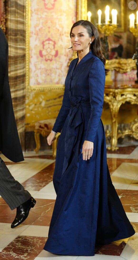 La reine Letizia d'Espagne lors de la réception annuelle avec les ambassadeurs au palais royal à Madrid. Le 31 janvier 2024  King Felipe VI and Queen Letizia host the annual Foreign Ambassadors reception at the Royals Palace. Madrid - January 31, 2024 