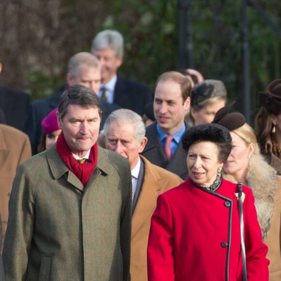 Le prince Charles, prince de Galles, la princesse Anne, Autumn Phillips, Peter Phillips, le prince Philip, duc d'Edimbourg, Tim Laurence, le prince William, le duc de Cambridge, Catherine Kate Middleton, la duchesse de Cambridge enceinte et le prince Harry - La reine, accompagnée des membres de la famille royale anglaise, assiste à la messe de Noël à Sandringham, le 25 décembre 2014. 