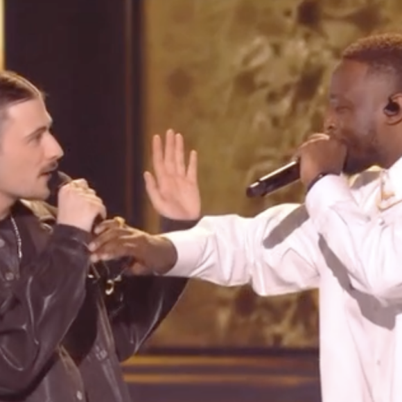 Le public de la "Star Academy" mais Pierre le premier surtout ont été surpris par une action de l'artiste Dadju samedi soir, lors de la finale.
Dadju décide de faire chanter Pierre sur sa composition "Ce qu'on était" lors de la finale de la Star Academy, TF1