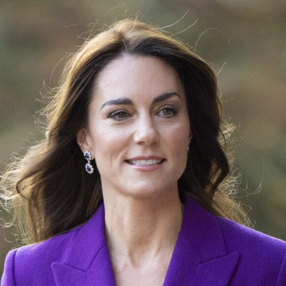 Catherine (Kate) Middleton, princesse de Galles arrive au Design Museum pour co-organiser l'événement avec le Centre de la Fondation Royale pour la petite enfance à Londres le 15 novembre 2023.