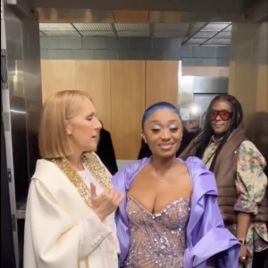 "Probablement la marque d'un cathéter", précise-t-on dans les pages du magazine "Paris Match", édition du 8 février 2024.
Céline Dion et Sonyae Elise aux Grammy Awards. Los Angeles. Le 4 février 2024.