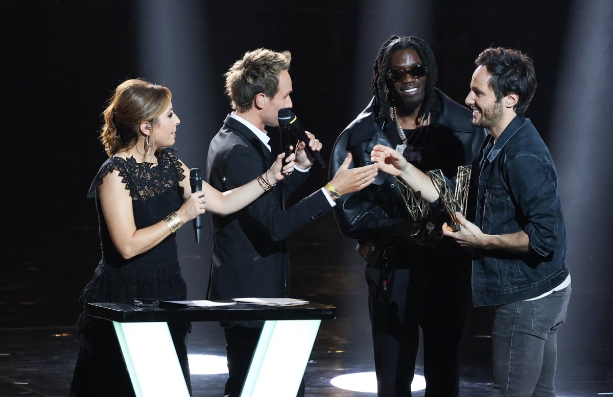 Photo : Léa Salamé, Cyril Féraud, Gazo et Vianney - 39ème cérémonie des  Victoires de la musique à la Seine musicale de Boulogne-Billancourt,  France, le 9 février 2024. © Coadic Guirec/Bestimage - Purepeople