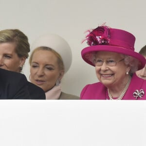 Peter Phillips, la reine Elisabeth II d'Angleterre, le prince William - La famille royale d'Angleterre au "Patron's Lunch" à Londres, à l'occasion du 90ème anniversaire de la reine. Le 12 juin 2016 