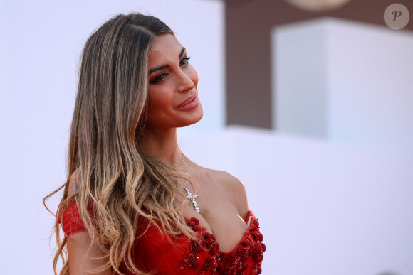 Elle l'a également accusé d'infidélités, citant alors l'actrice italienne Cristina Buccino.
Cristina Buccino lors de la première du film "Dune" lors du festival international du film de Venise (La Mostra), à Venise, Italie, le 3 septembre 2021.