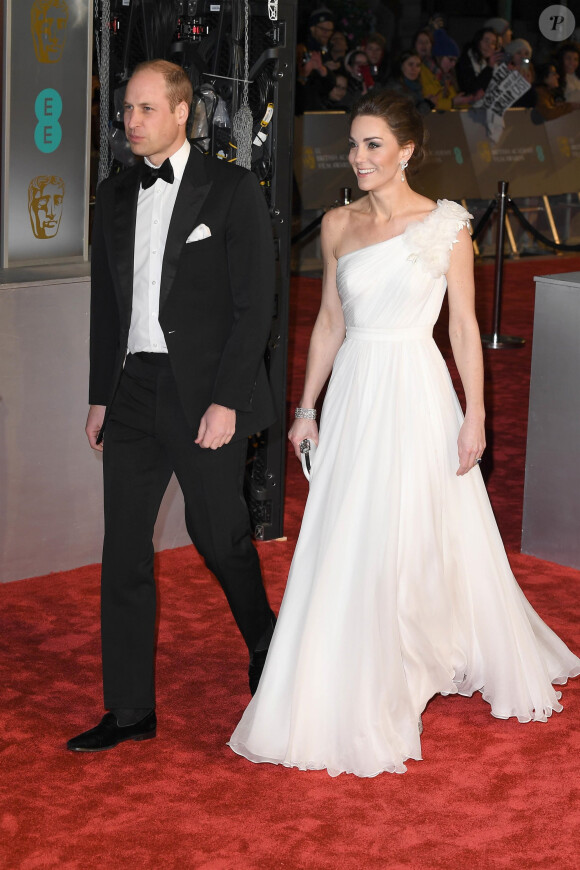 Et on espère qu'ils reviendront tous les deux l'an prochain !
Le prince William et Catherine Kate Middleton, la duchesse de Cambridge - 72ème cérémonie annuelle des BAFTA Awards (British Academy Film Awards 2019) au Royal Albert Hall à Londres, le 10 février 2019. 