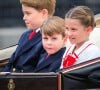 Et les enfants ont accepté de passer leurs vacances dans leur maison de campagne pour leur convalescence.
Le prince George, le prince Louis, la princesse Charlotte de Galles - La famille royale d'Angleterre lors du défilé "Trooping the Colour" à Londres. Le 17 juin 2023 